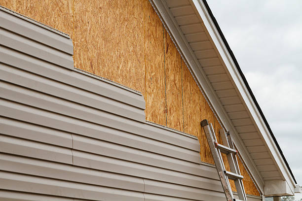 24/7 Emergency Storm Damage Siding Repair experts in Kittanning, PA